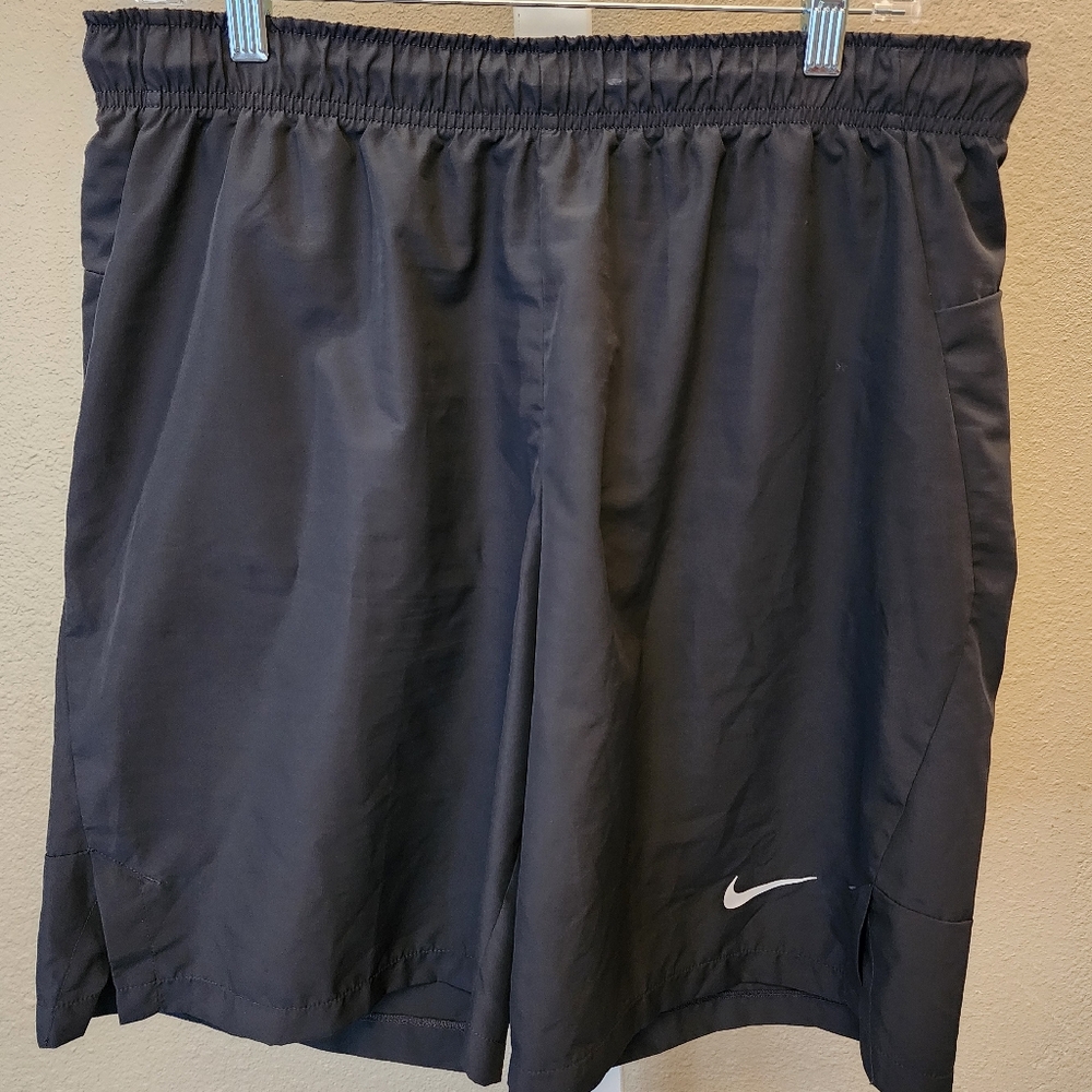 Nike Black Athletic Shorts Lightweight Performance